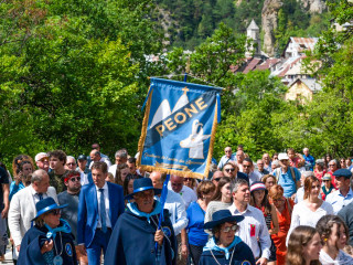 peone-st-vincent-procession