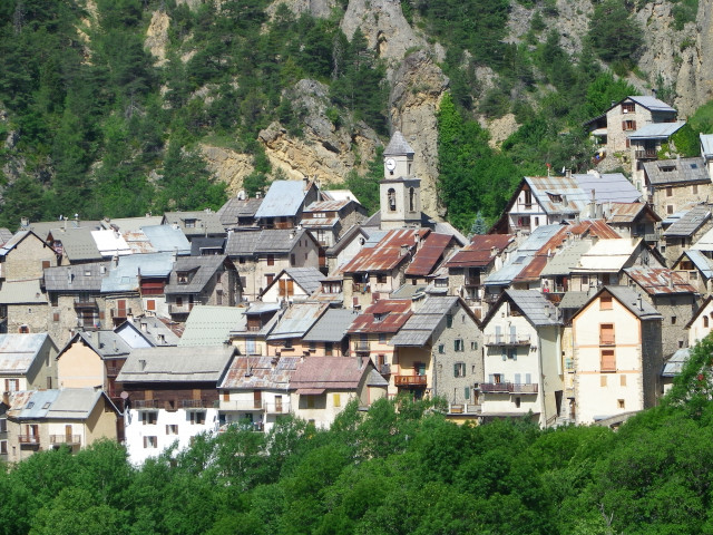 Vue village Peone - © OT Valberg